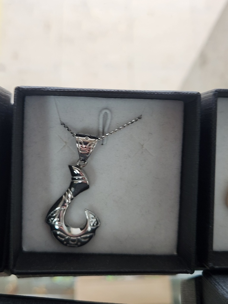 RP2016, Pendentif hameçon Jumbo, HELEN'S PEARLS  