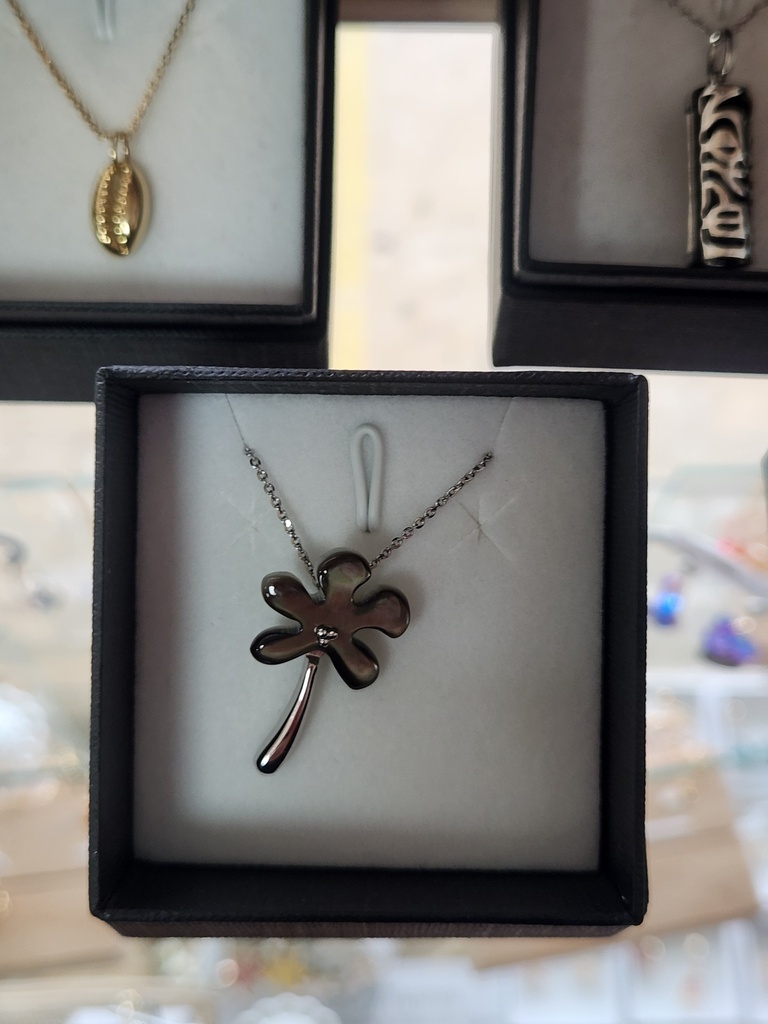 RPCZ1286, Pendentif cocotier nacre, HELEN'S PEARLS   