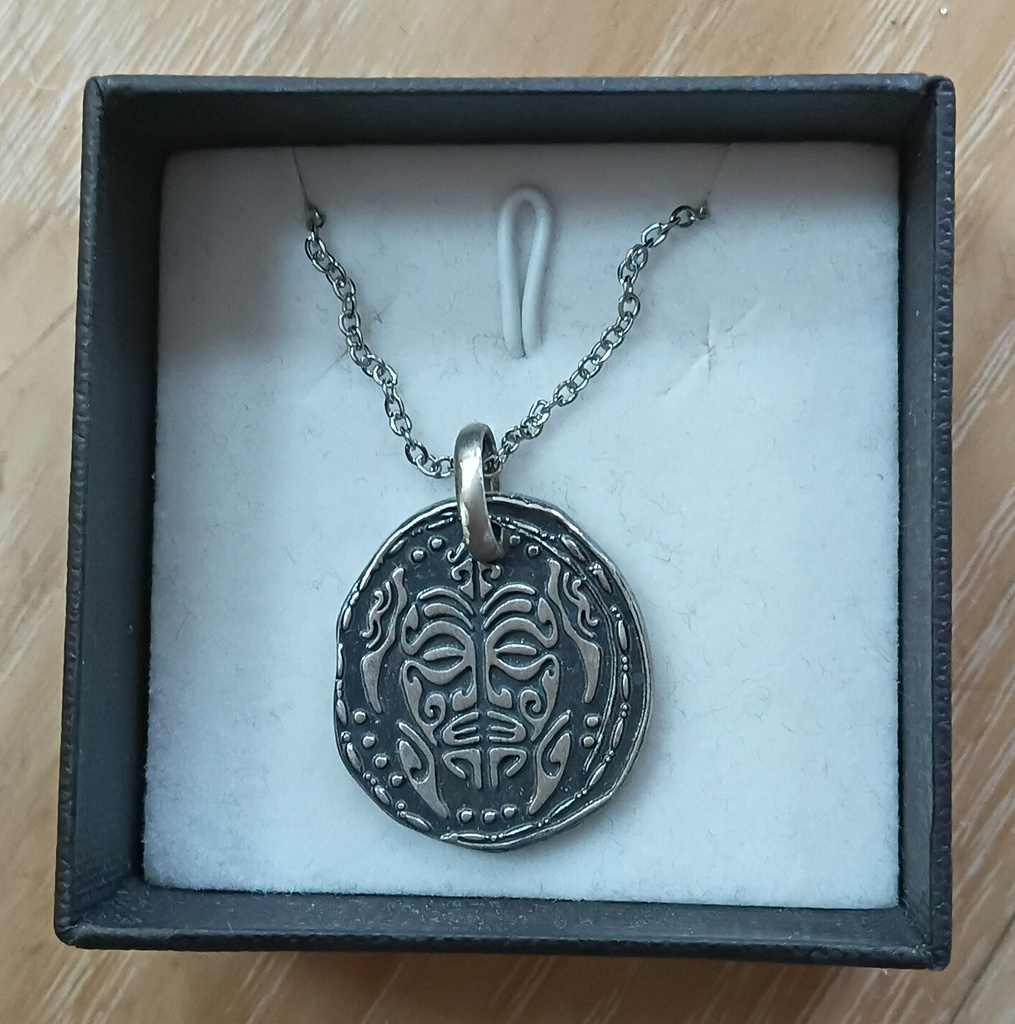 CN1771300, Medaillon HONU plat oval, HELEN'S PEARLS        