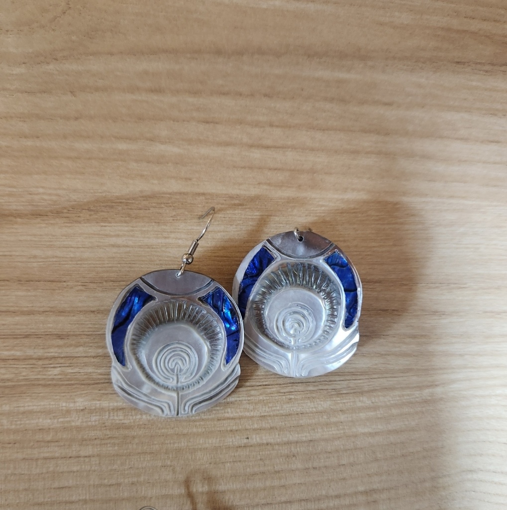 BO nacre rond incrusté, POLYNESIAN STORIES