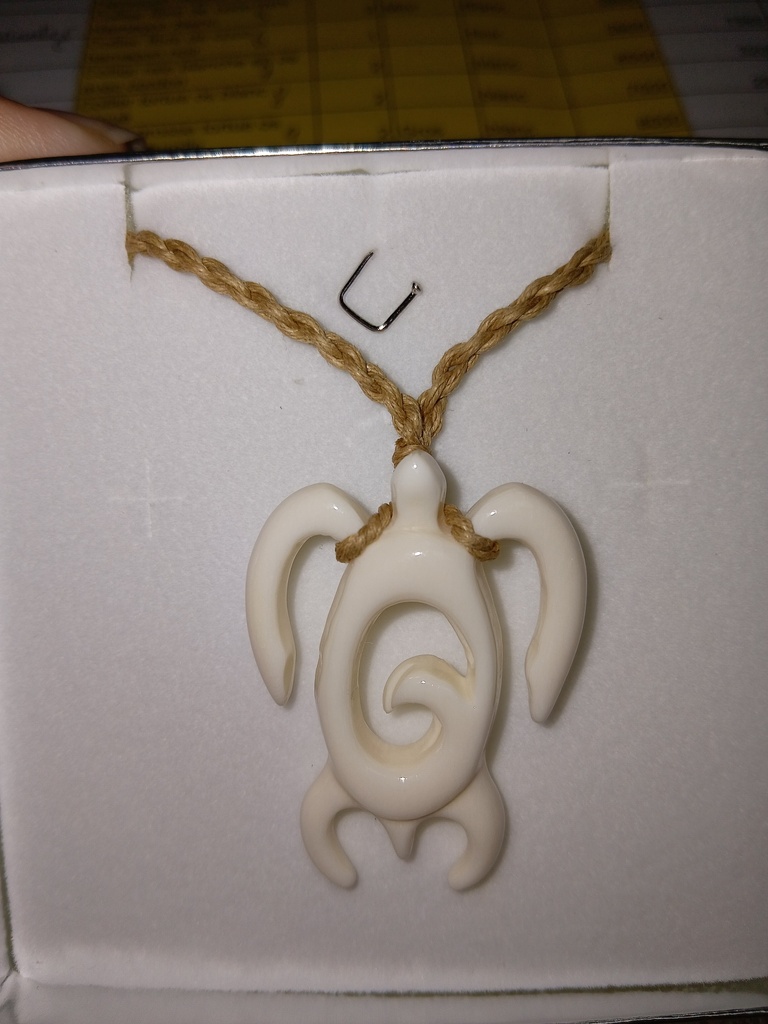 Collier grosse tortue os blanc naturelle, HOKAHEI PEARL  