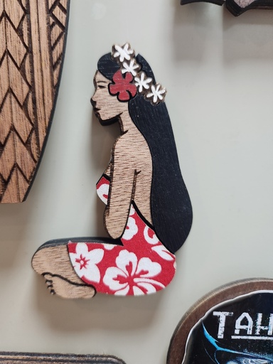 Magnet bois vahine, HINANO